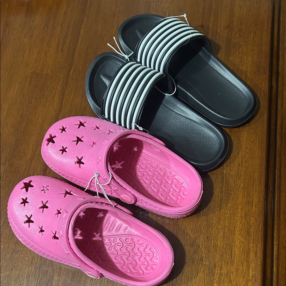 💕5/$15 Pink and Black Kids Clogs and Slides, set of 2 , NEW
